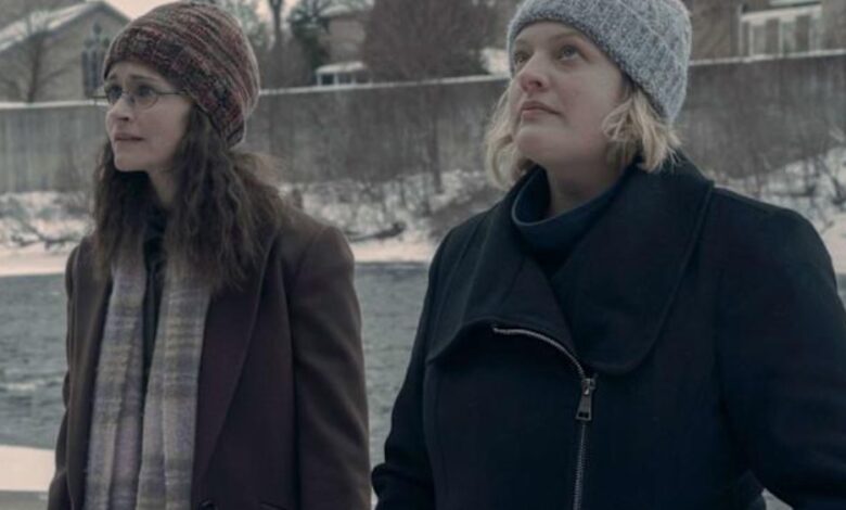 Alexis Bledel, Elisabeth Moss Direct