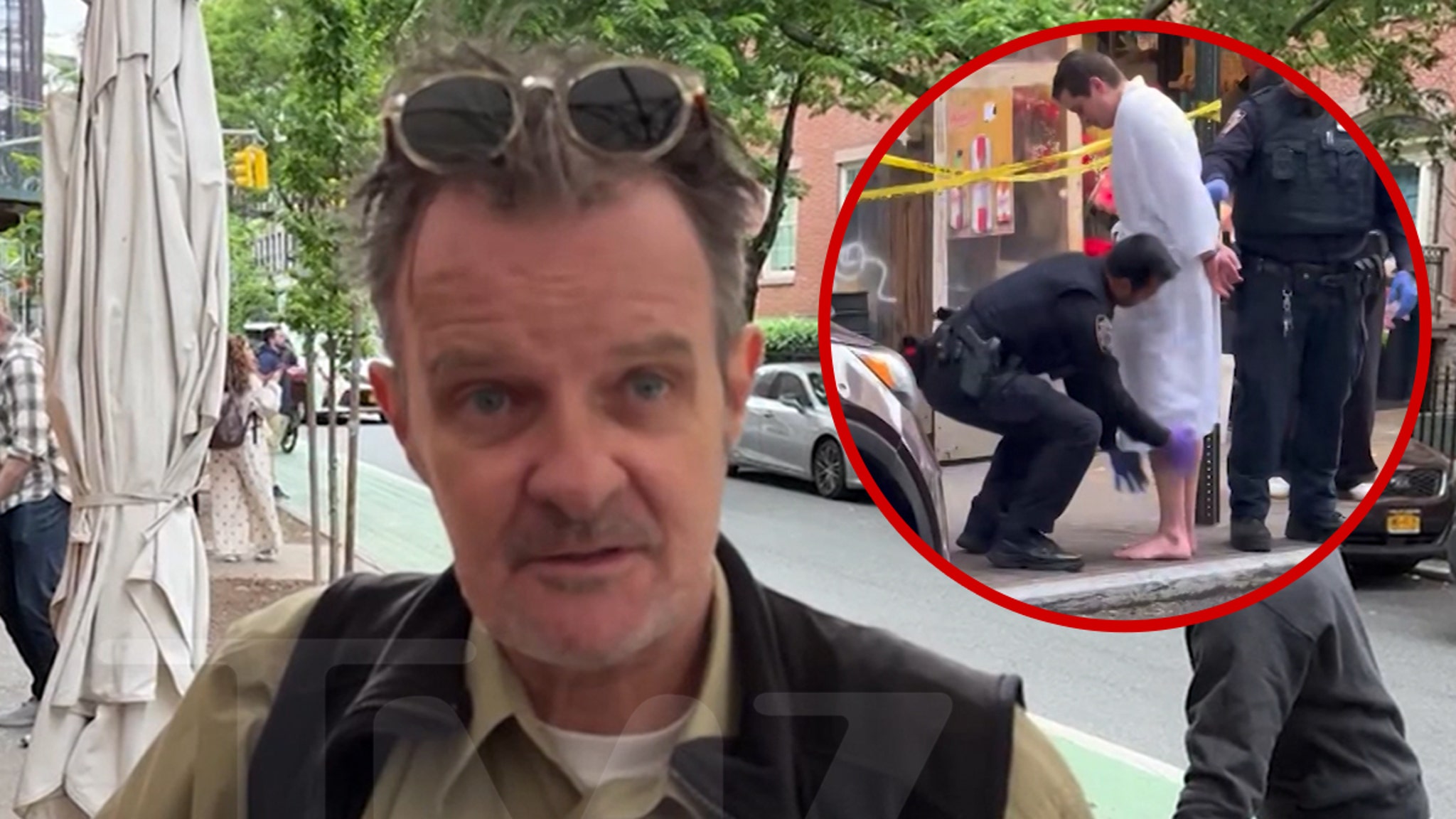 Crypto -marting, kidnapping of the suspect's bathrobe was undone during the arrest