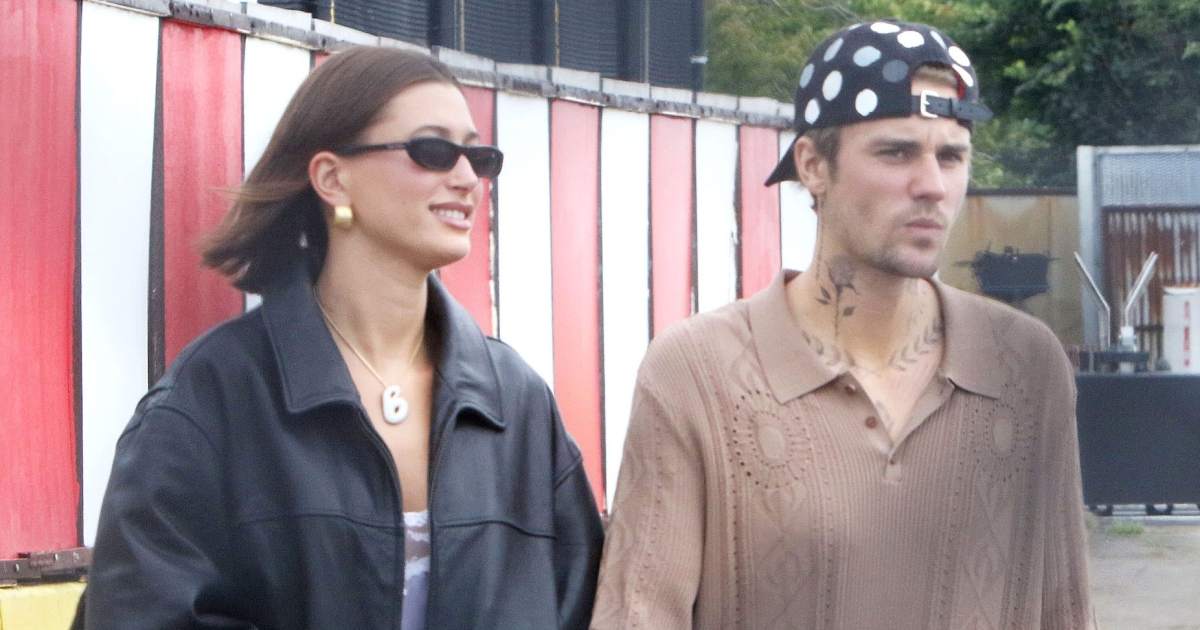 Hailey Bieber supports the rare live performance by Justin Bieber