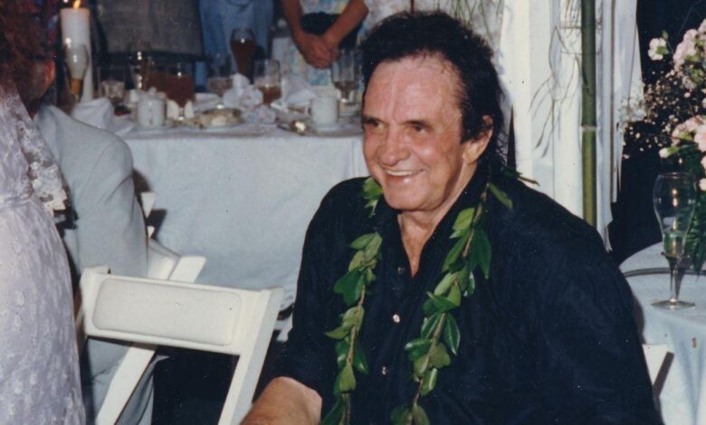 Johnny Cash's Secret Life of Drugs, Boze, Lust and Criminal Behavior