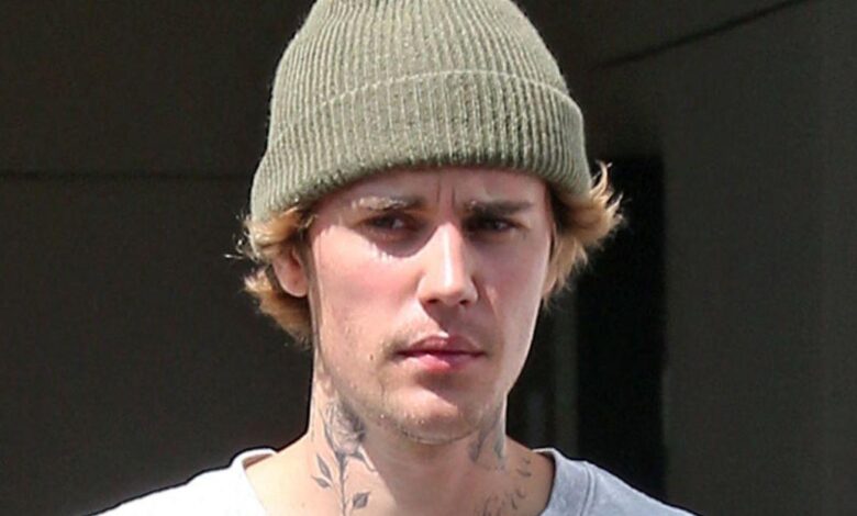 Justin Bieber begs God for help in the post and admits that he hurts others