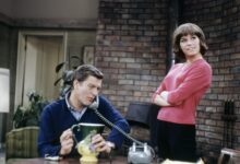 Mary Tyler Moore Auction includes 'The Dick Van Dyke Show' Memorabilia