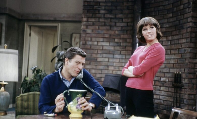 Mary Tyler Moore Auction includes 'The Dick Van Dyke Show' Memorabilia