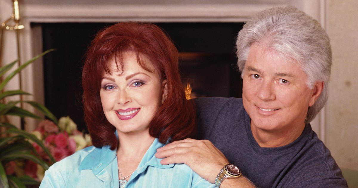 Naomi Judd once shot in Larry Strickland about unfaithfulness.