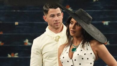 Tell-Tale sign? Priyanka Chopra & Nick Jonas look 'uncomfortable' with Gala
