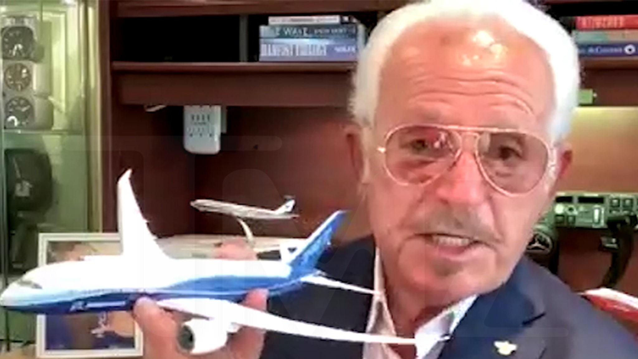 Aviation Expert analyzes Air India Solo Survivor's Luck, Safety of Vinging in Crashes