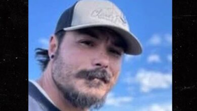 Cops say fugitive 'killer dad' travelfis decker probably alive, not threatened to the public