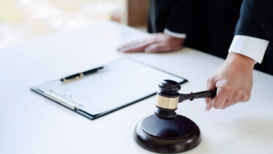 courtroom_judge_trial