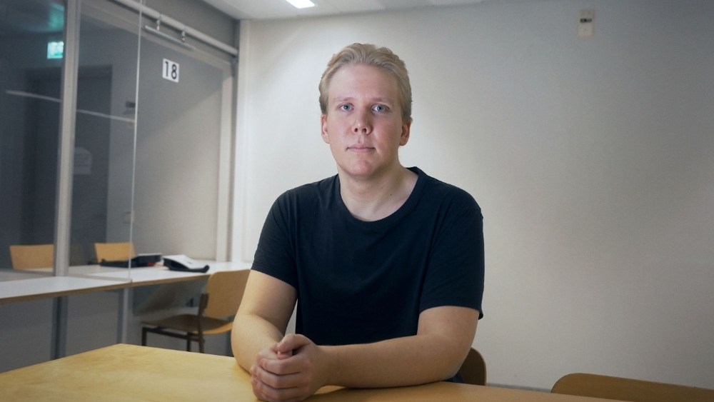 Elon Musk, PlayStation Hacker Subject of New Max Documentary Series