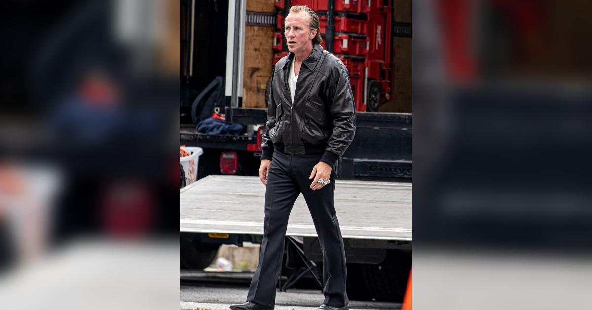 Hollywood A-Lister looks 'totally unrecognizable' while photographing new film