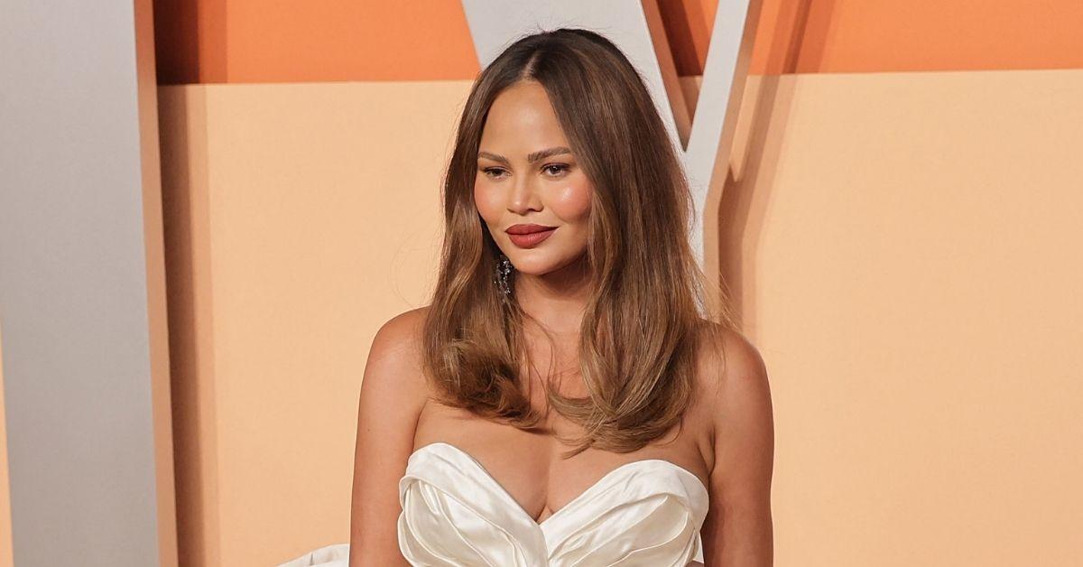 How Chrissy Teigen fell off the car after years of praising her austerity trip