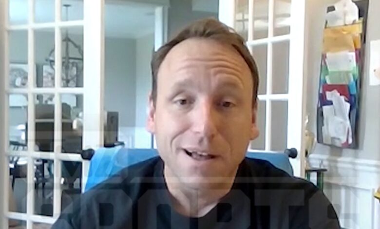 Joey Chestnut Eying 80 Hotdogs in the return of Nathan, "Go drop the hammer"