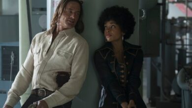 Josh Holloway, Rachel Hilson on shootout, learns Russian