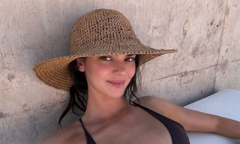 Kendall Jenner Tans in Tiny Black Bikini on Desert Trip