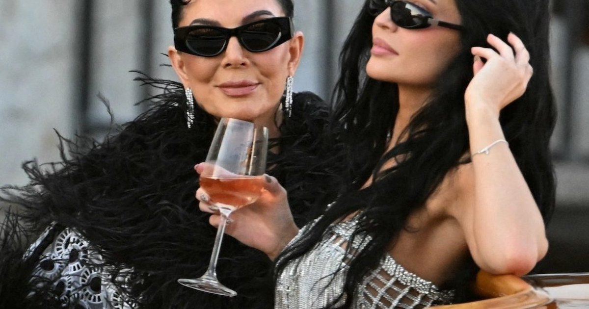 Kylie Jenner lives Jeff Bezos Lauren Sanchez Na-wedding Bash at