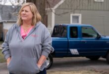 'Somebody Some' Star Bridget Everett on Miley Cyrus' 'The Climb'