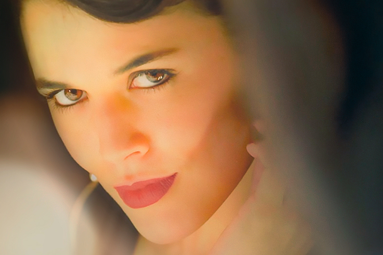 Buendía Estudios, Atresmedia, Netflix Set 'Sira' with Adriana Ugarte