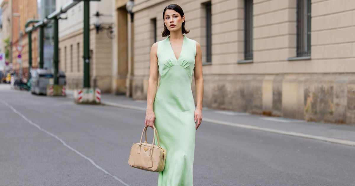 I am 5'3 " - and these 17 wedding guest dresses fit like a glove