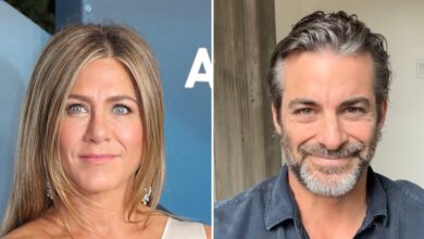 Jennifer Aniston, Jim Curtis Romance Moving Fast (excl)