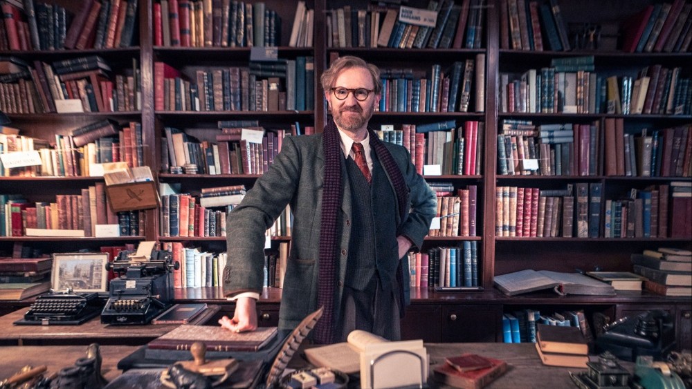 Mark Gatiss about the new series 'Bookish' and the 'Romance of Crime'