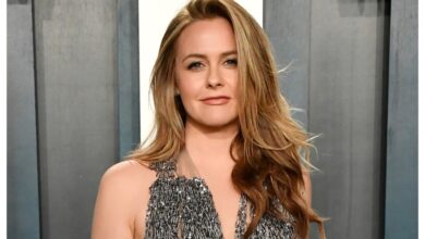 Alicia Silverstone 'does not want to mess it up' with reboot