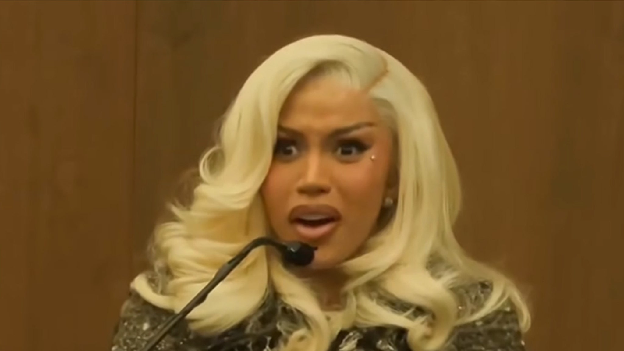 Cardi B testifies in the civilian process, says she called a 'b*tch' guard