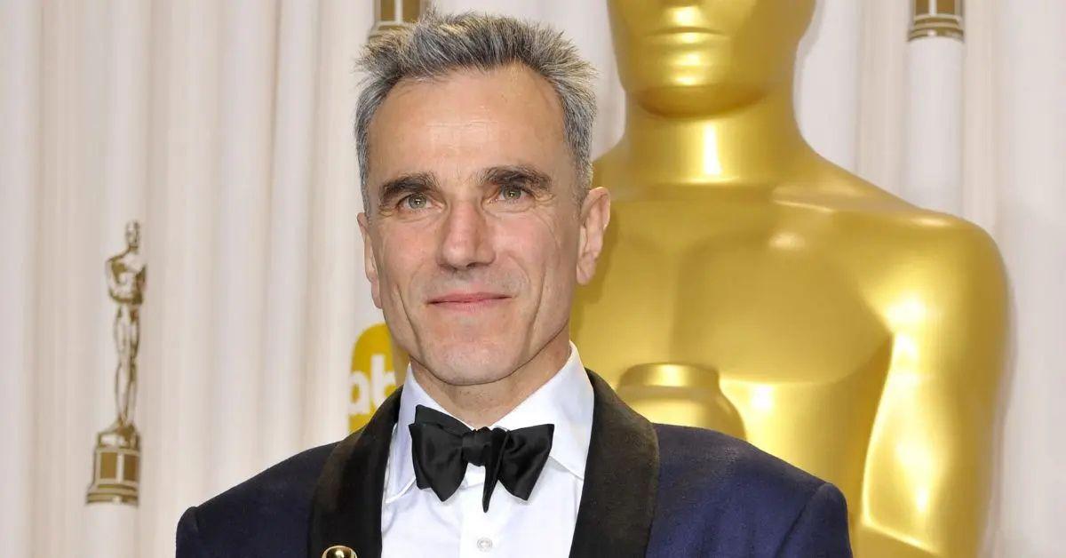 Daniel Day-Lewis risks health on a large screen return