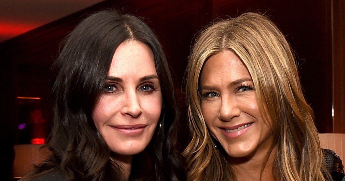 Jennifer Aniston van Vrienden, Courteney Cox Share New Selfie