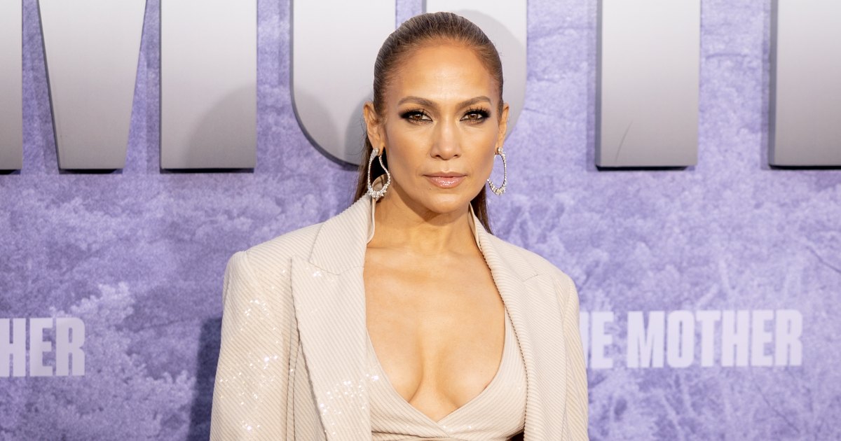 Jennifer Lopez's Dior -shoulder bag style is only $ 20 on Amazon