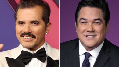 John Leguizamo Slams Dean Cain for member of Ice: 'What a Moron'