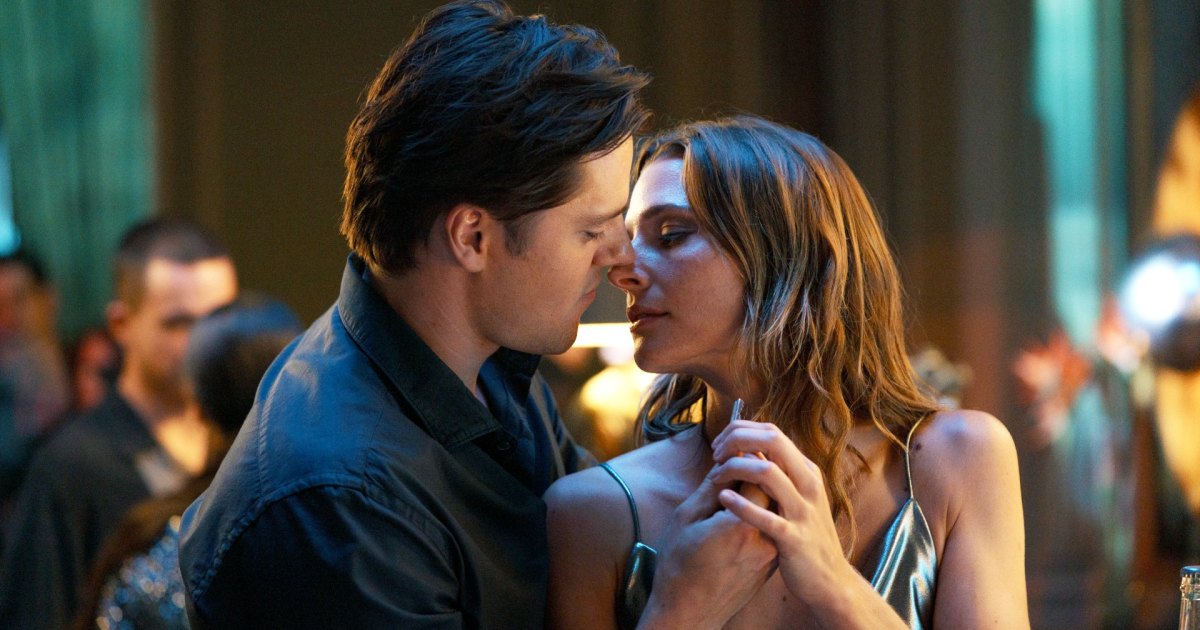 Netflix's popular new erotic thriller is exactly what I needed to say goodbye to the summer