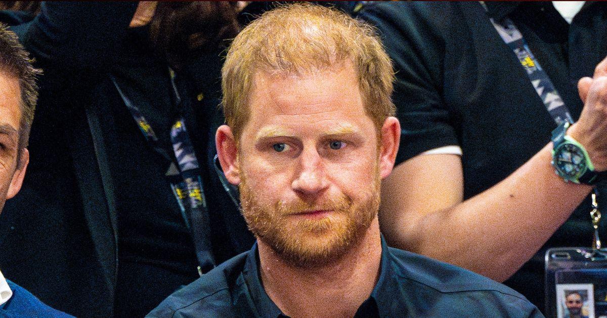 Prince Harry tore by Queen Elizabeth Aide: "Stop being victim"