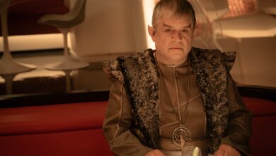 'Strange New Worlds'' Patton Oswalt goes out and plays a sexy vulcan