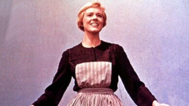'The Sound of Music' turns 60 while Julie Andrews reminds us of wind accident