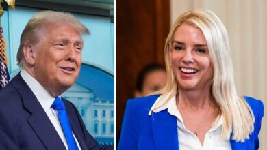 Trump's 'creepy' flirt with AG Pam Bondi analyzed by expert