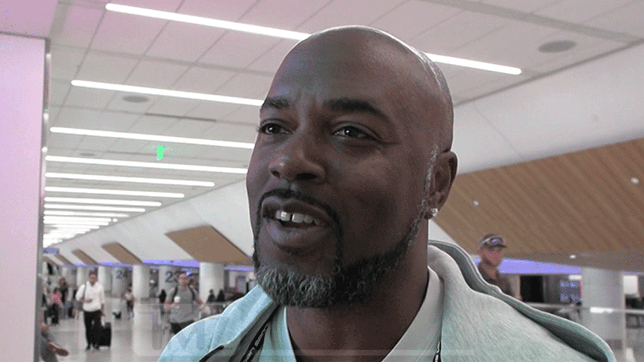 Jimmy Rollins says that MLB ROBO UMPs 'will never happen' despite ABS -relevant system approval