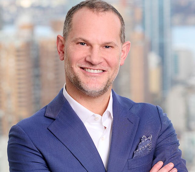 Justin Dini to leave Paramount