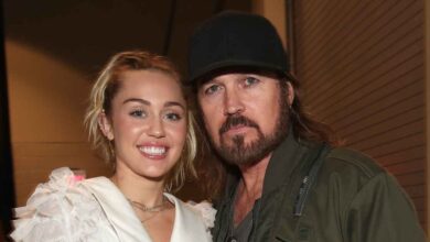 Miley Cyrus wrote secrets as a peace sacrifice to Dad Billy Ray