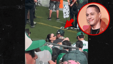 Pete Davidson Packed on PDA with Elsie Hewitt at Eagles Game