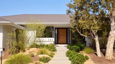 Street View of Crestwood Hills Home