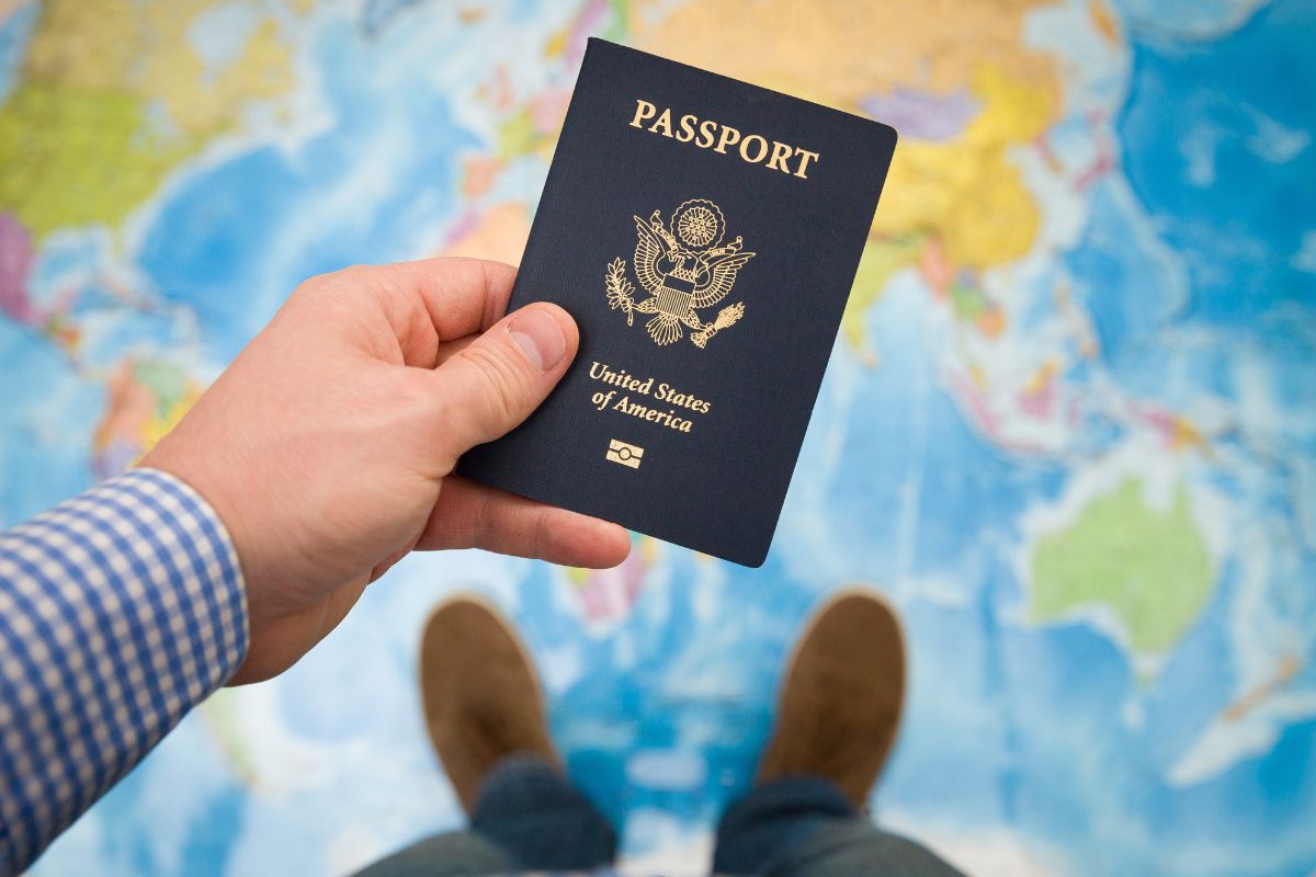 U.S. Passport No Longer Among World’s TOP 10, Henley Index Shows