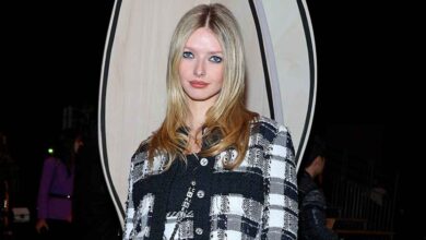 Apple Martin sings live in Nashville with Chris Martin in the audience