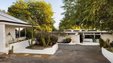 Built for artist David Green, this classic mid-century modern complex survived the devastating Eton Fire and is currently for sale for $2,449,000.