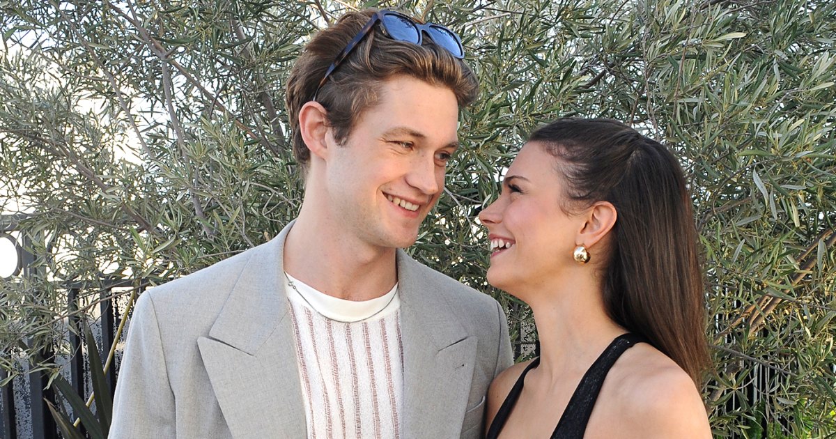 Harriet Herbig-Matten by Maxton Hall, Friend Moments by Damian Hardung