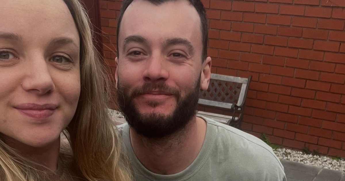 Influencer Stacey Hatfield dies after rare complication during home birth