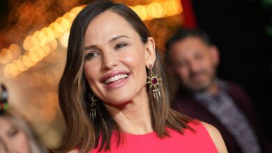 Recreate Jennifer Garner's Spacious $ 2,570 -tote look for just $ 21