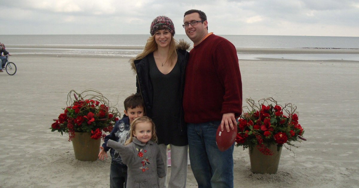 9 Best True Crime Documentaries to Watch on Netflix and More (November 2025)