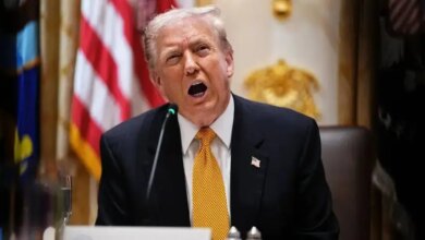 Donald Trump is putting pressure on the Supreme Court ahead of tariff ruling