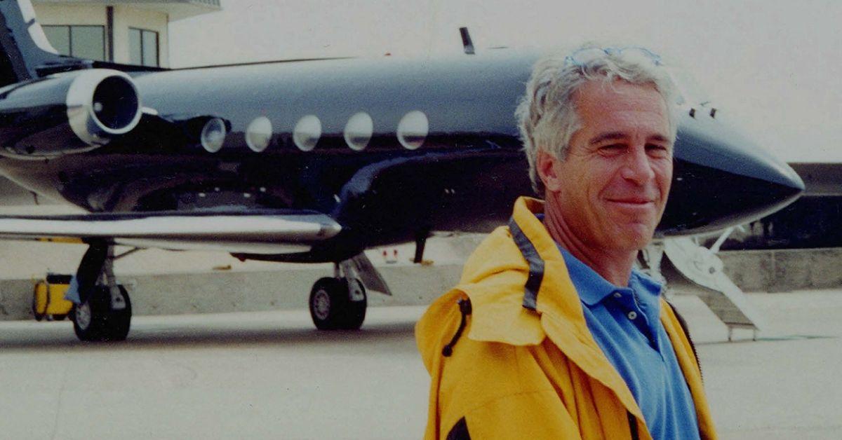 Israeli spy stayed in Jeffrey Epstein's apartment for weeks