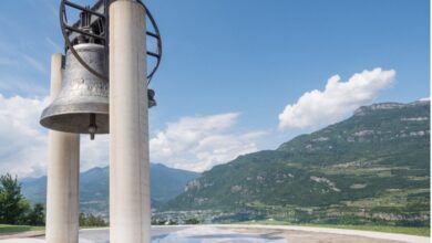 Italian war weapons transformed into a statue of peace: the bell of Maria Dolens | News